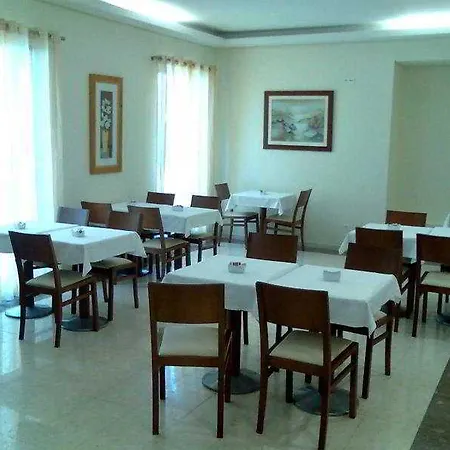 马特里兹酒店 酒店